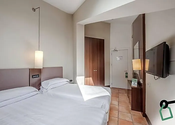 Hotiday Collection - Cornelia Hotel 4*
